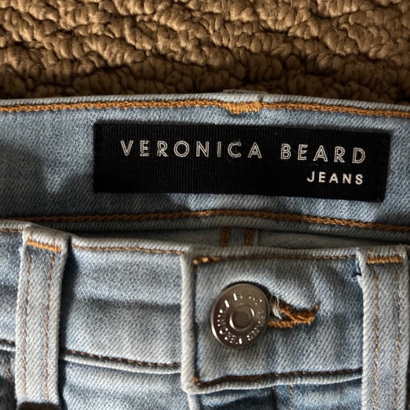Veronica Beard flare, kick jeans, style: Carly - Picture 5 of 8